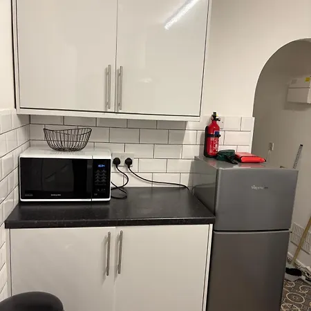 Contractor Park View With Private Parking Apartamento