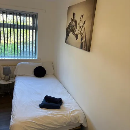Contractor Park View With Private Parking Apartamento